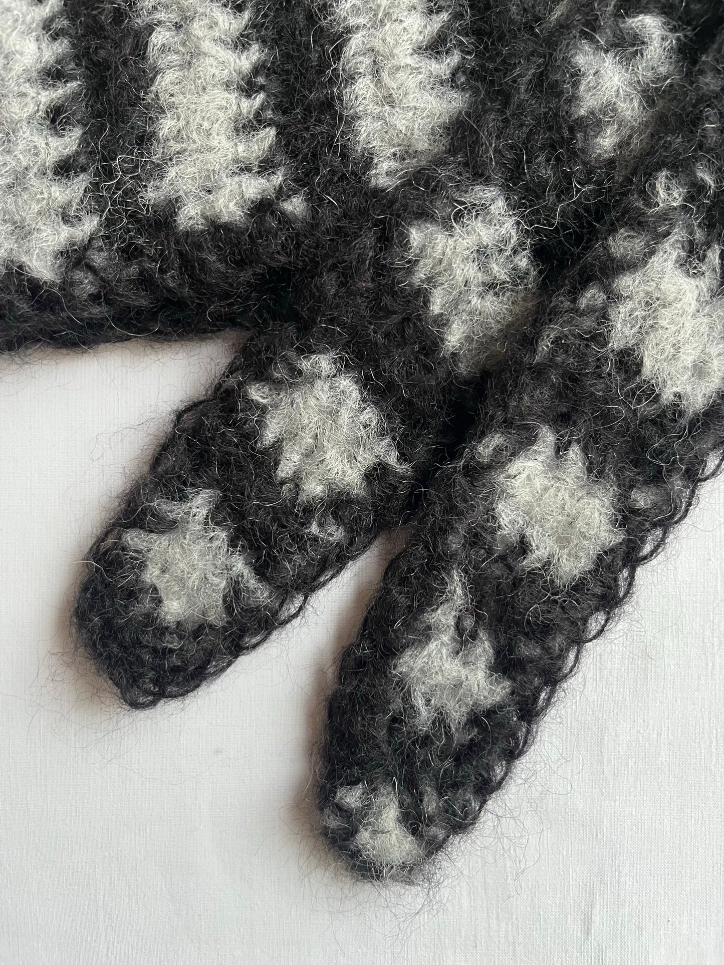 Tour de cou mohair gris et noir