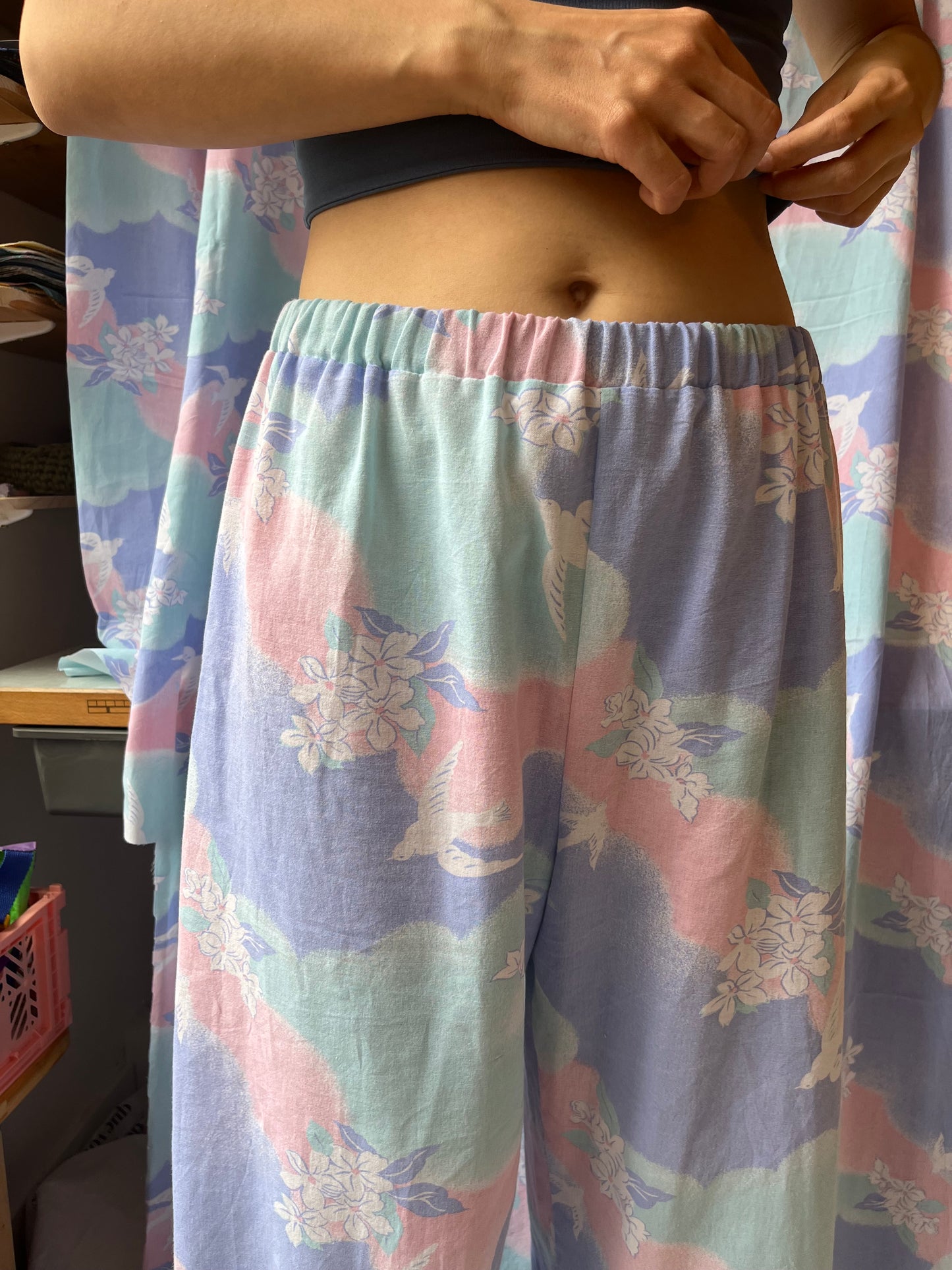 Pantalon nuages pastel