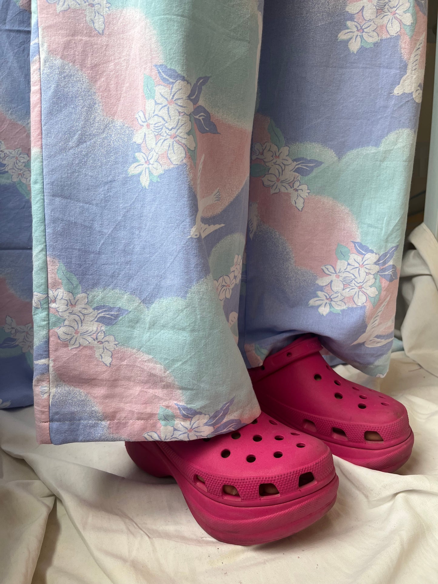 Pantalon nuages pastel