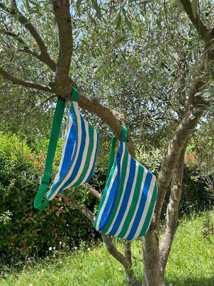 Parasol bleu et vert