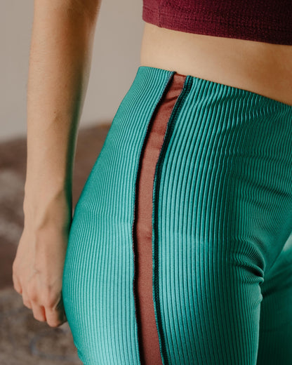 Cycliste aqua brillant et marron