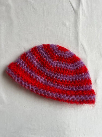 Bonnet mohair rouge et violet