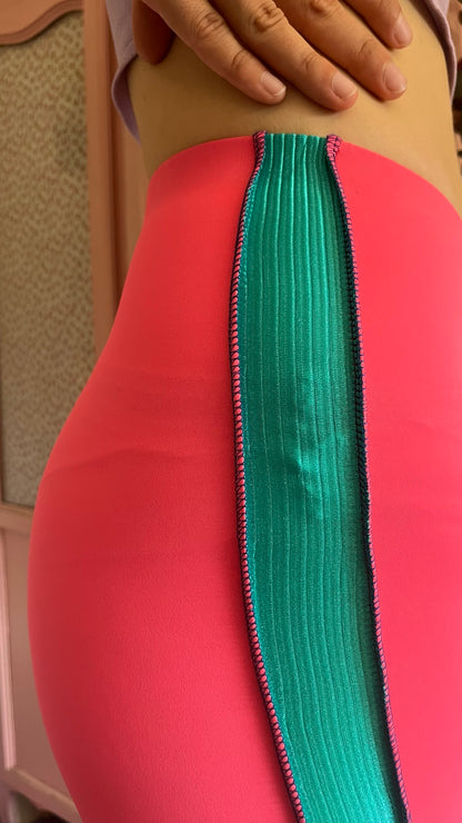 Cycliste rose et bleu