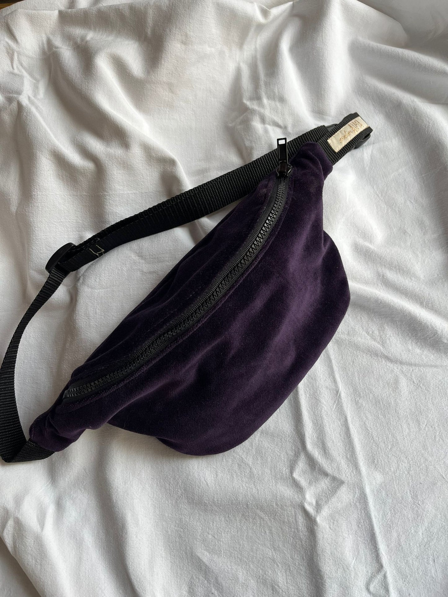 Banane midi velours violet